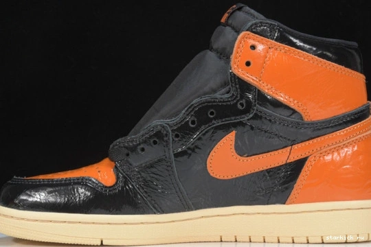 Backboard 3.0  555088-028 1  Retro 555088-028 High Shattered Jordan 0820